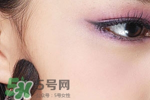 ��ɫ�����ʺ�ʲô�ں죿��ɫ����ں����